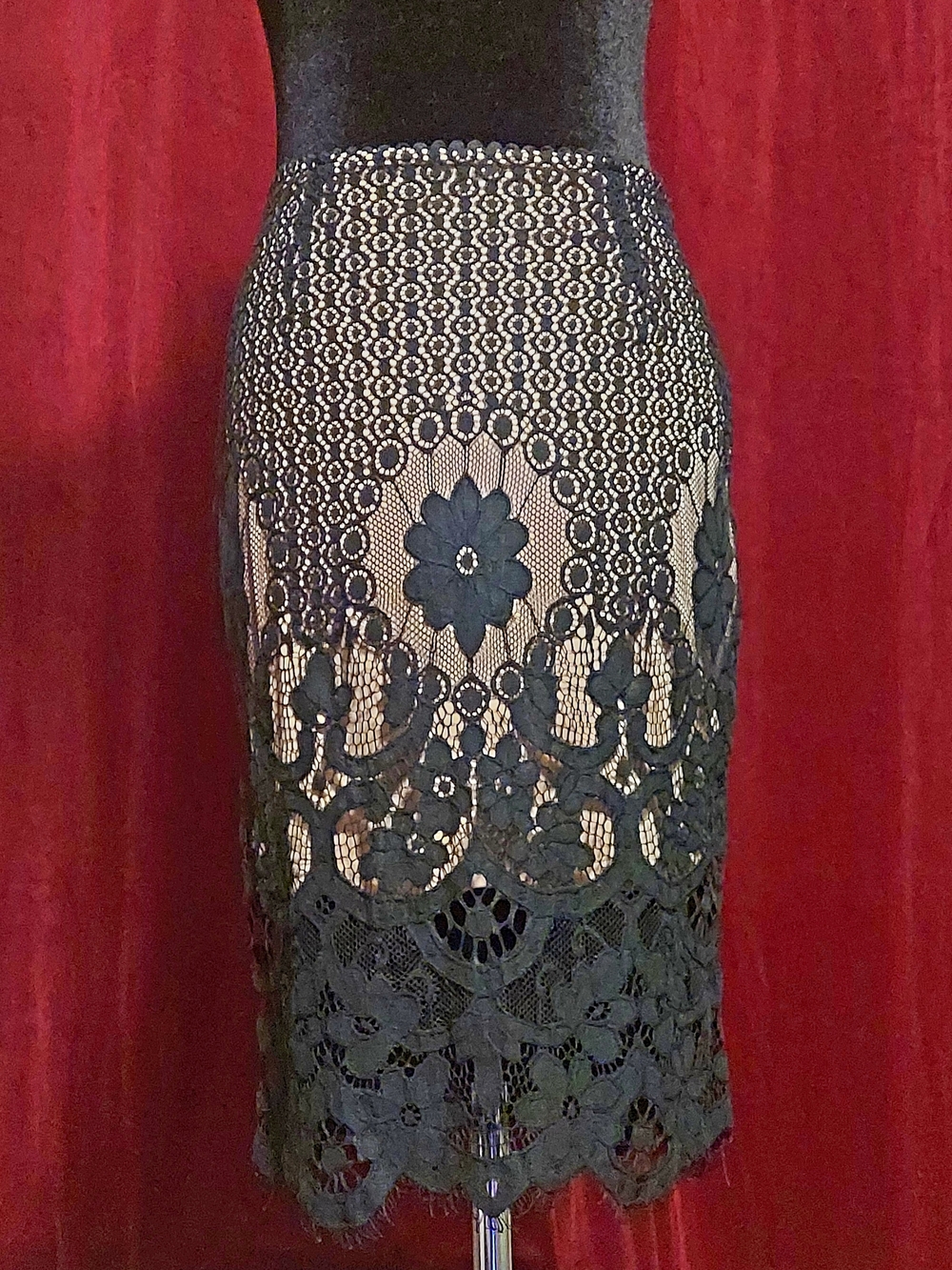 Black Lace Illusion Midi Pencil Skirt - Sz M